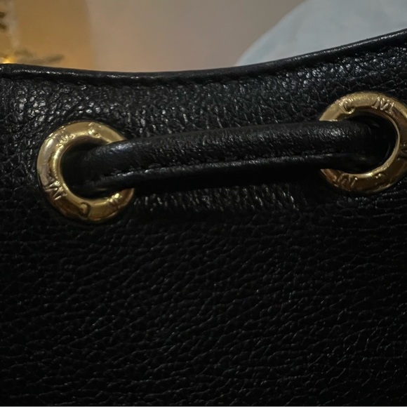 MCM Black Leather Bucket Bag. Pre❣️ - Picture 6 of 11